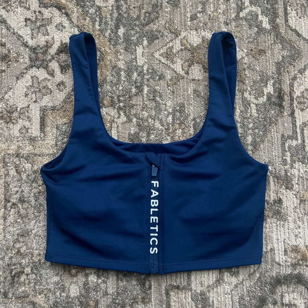 Fabletics sports bra